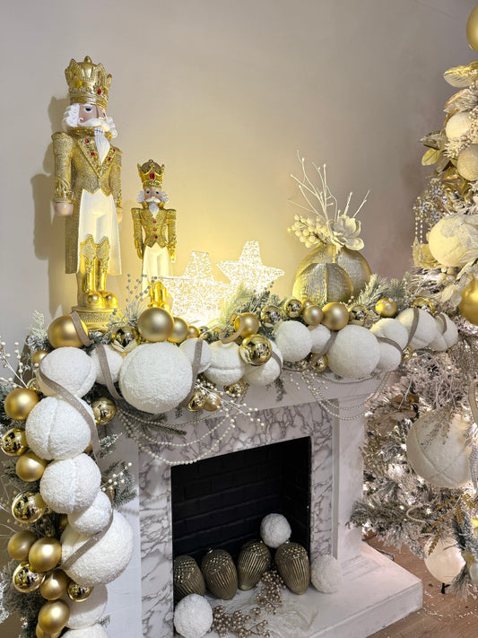 Guirnalda decorada Champan y Blanca / Garland decorated champagne and white