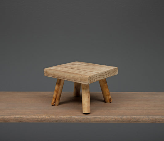Pedestal de madera VR / Wood risers VR