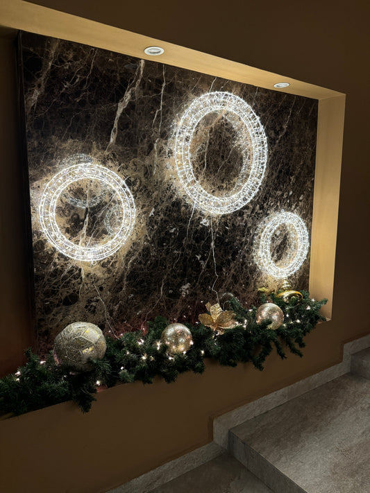 Coronas de luces / Lighted wreaths