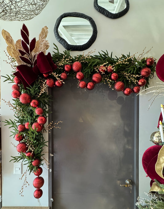 Guirnalda decorada vino y oro / Decorated garland burgundy and gold