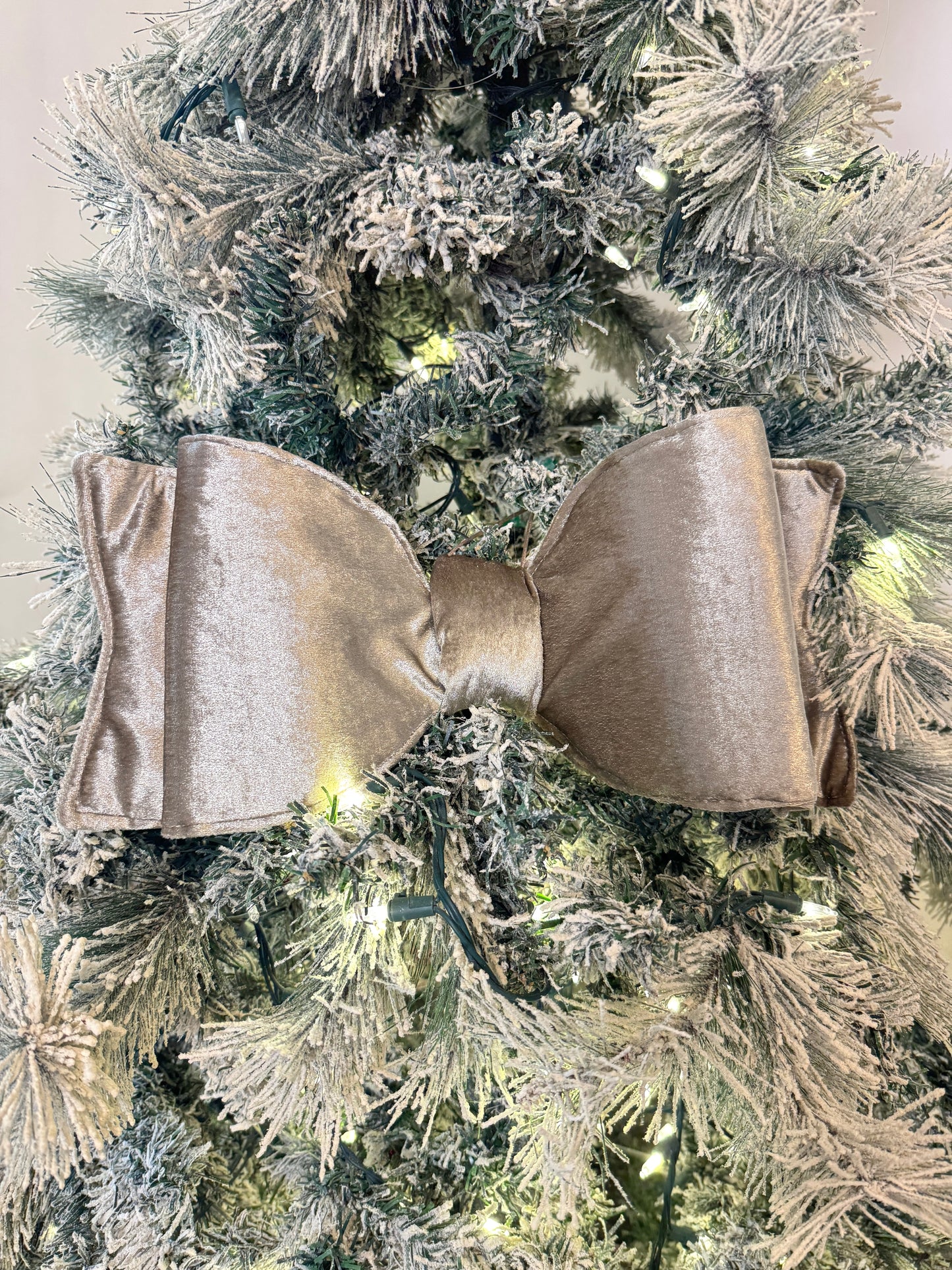 Moños blancos/beige VR / White/Ivory bows VR