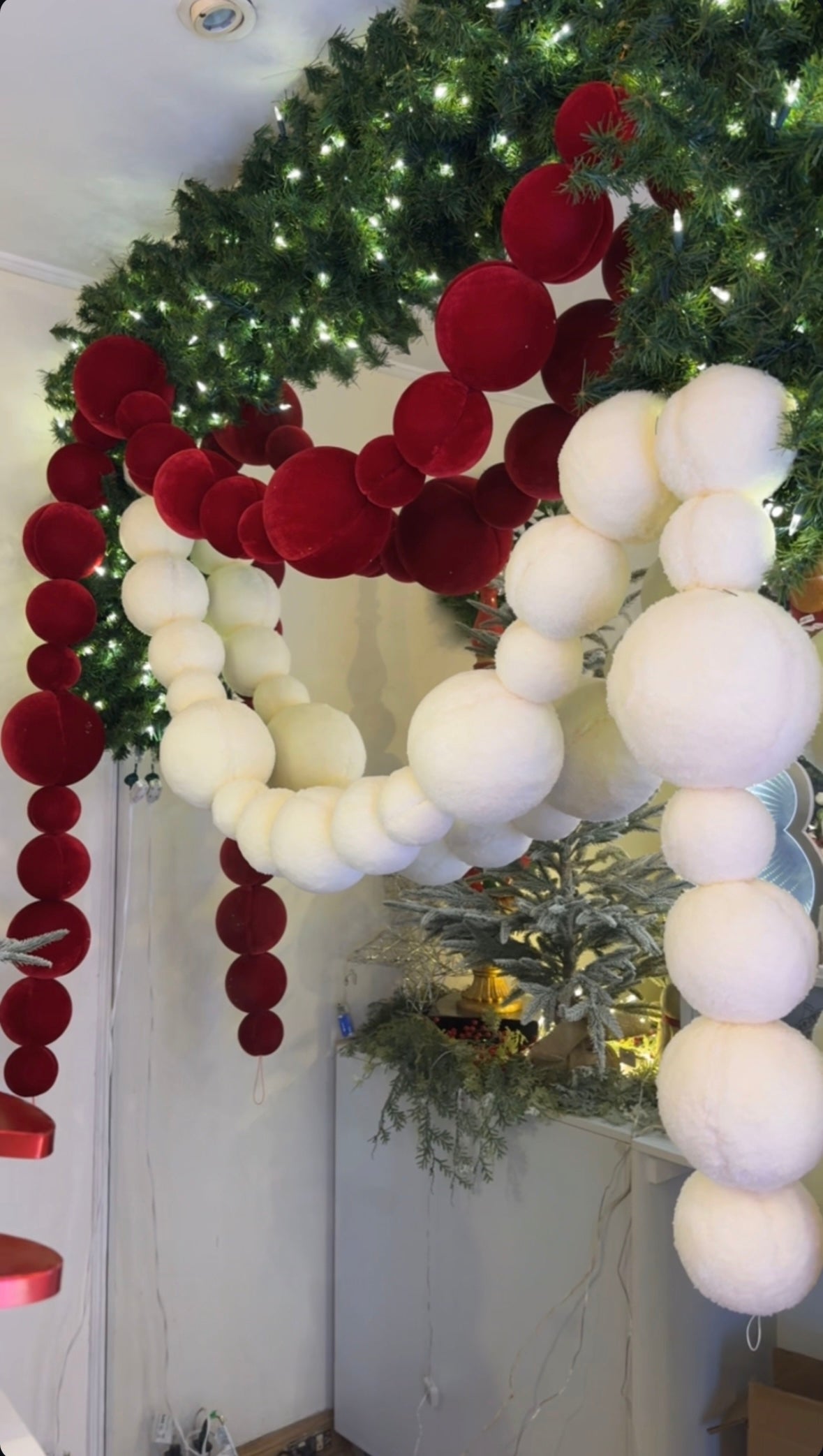 Guirnalda de esferas gigantes Tela VR / Giant Ball fabric garland VR