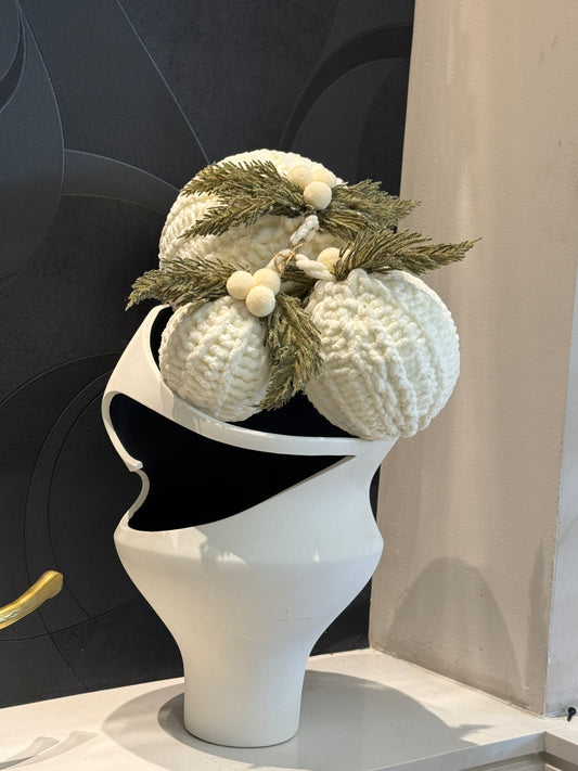 Esfera tejidas ivory y follaje / Knited ivory and greenery ornaments