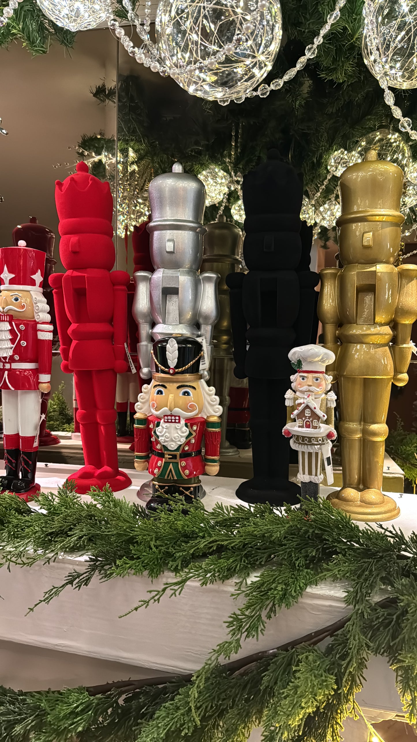 Cascanueces 60cm VR / 24” Nutcracker VR