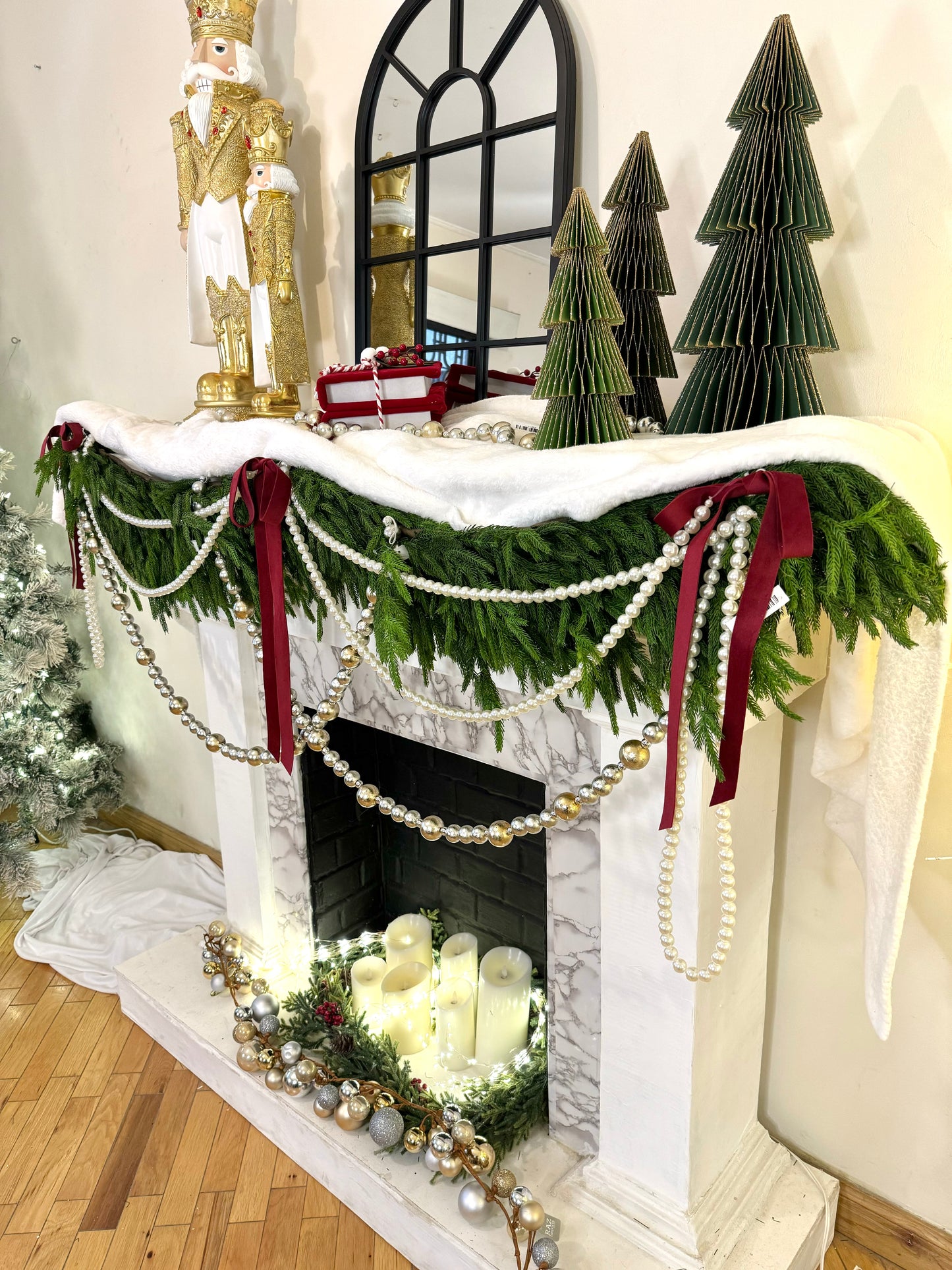 Guirnalda decorada Norfolk Champan / Norfolk Garland decorated champagne