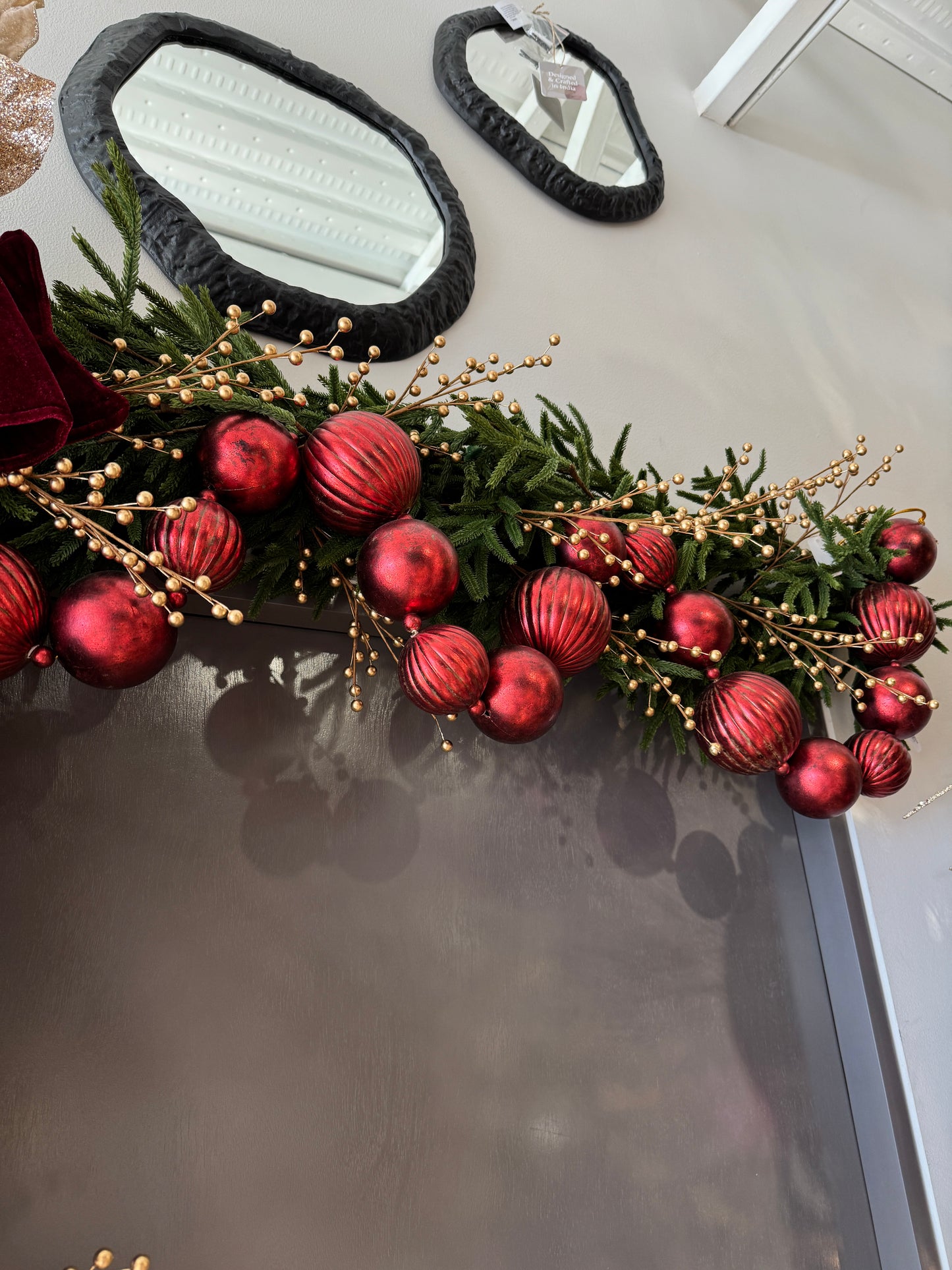 Guirnalda decorada vino y oro / Decorated garland burgundy and gold