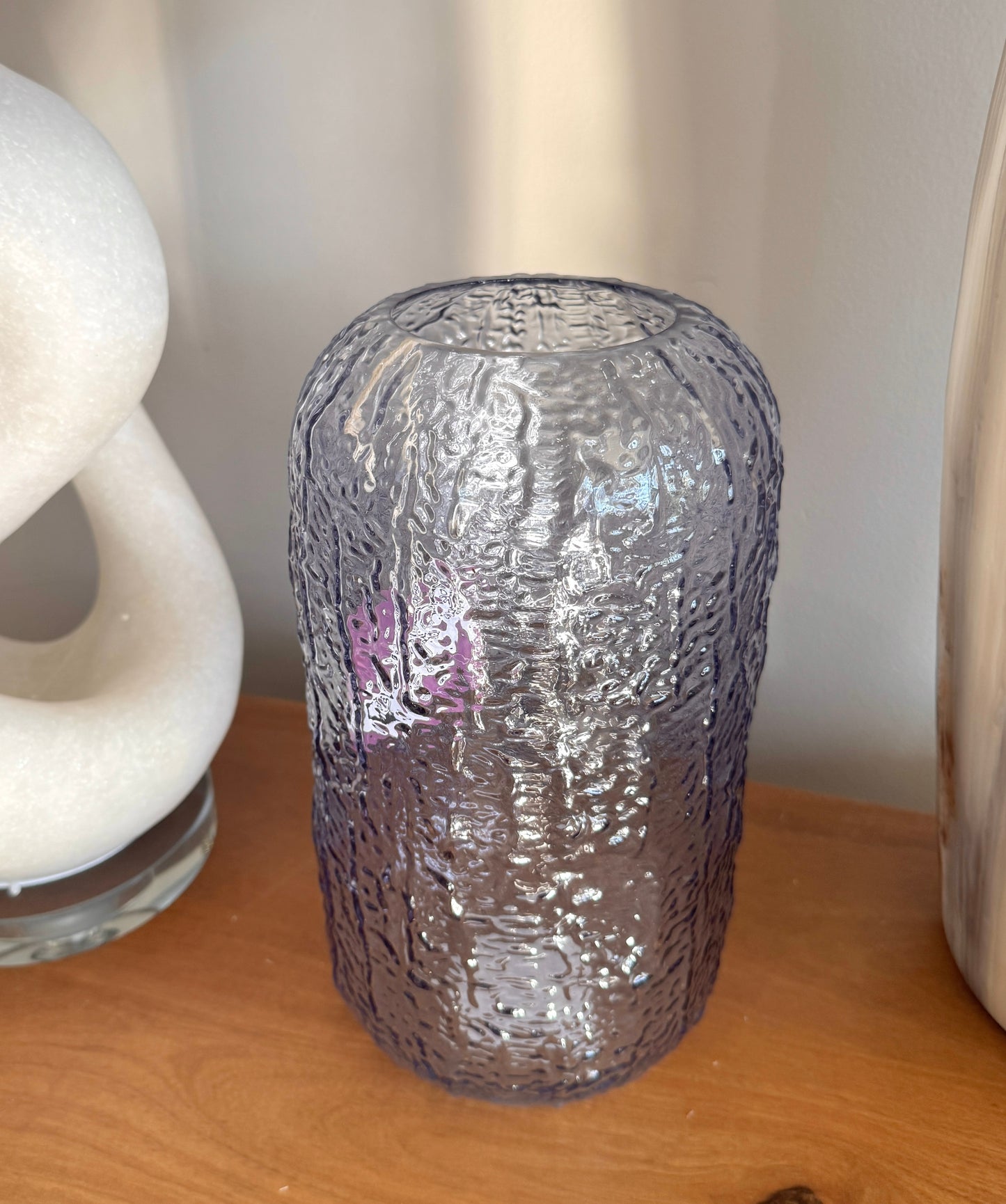 Florero morado LILY